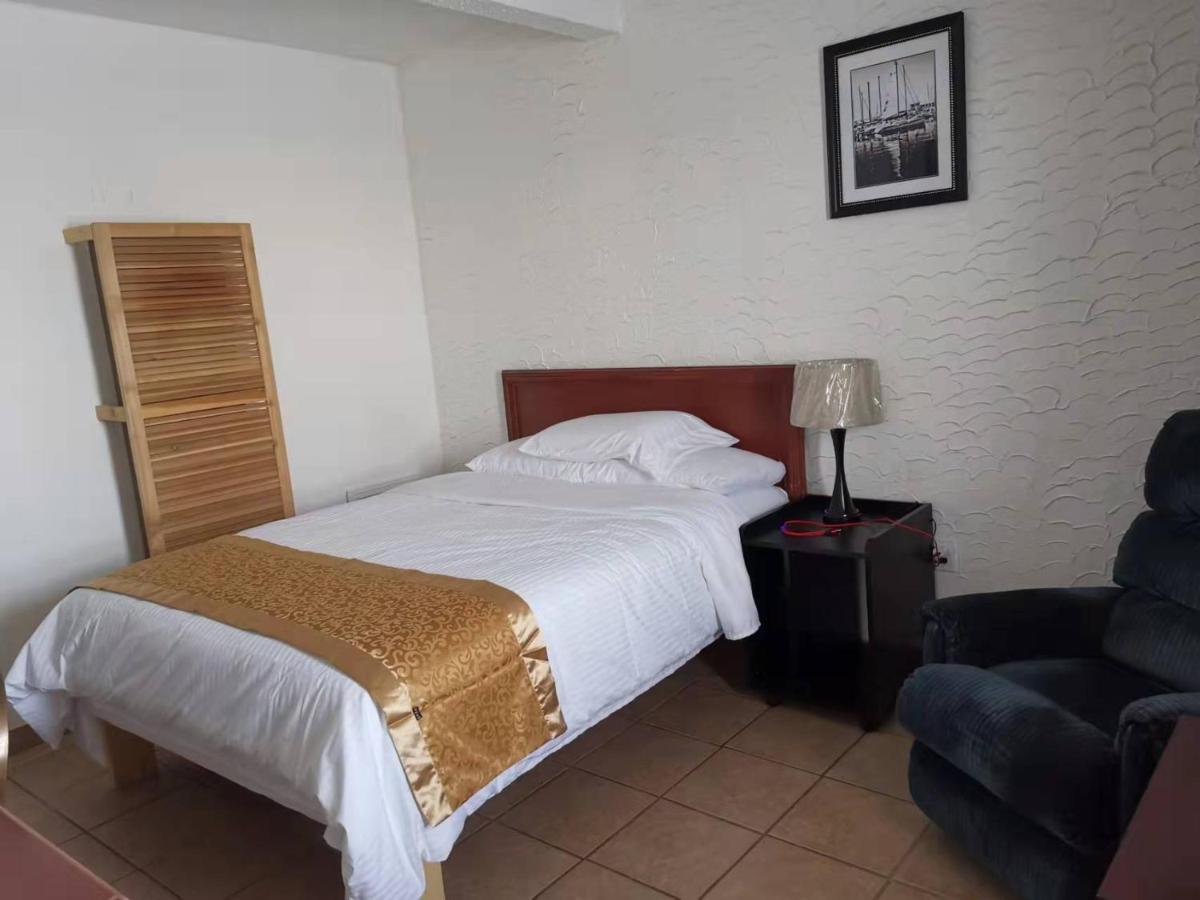 Dundurn Motel מראה חיצוני תמונה